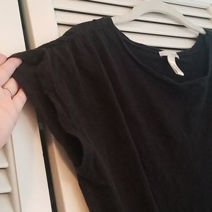 Cute black tee with ruched shoulder seams